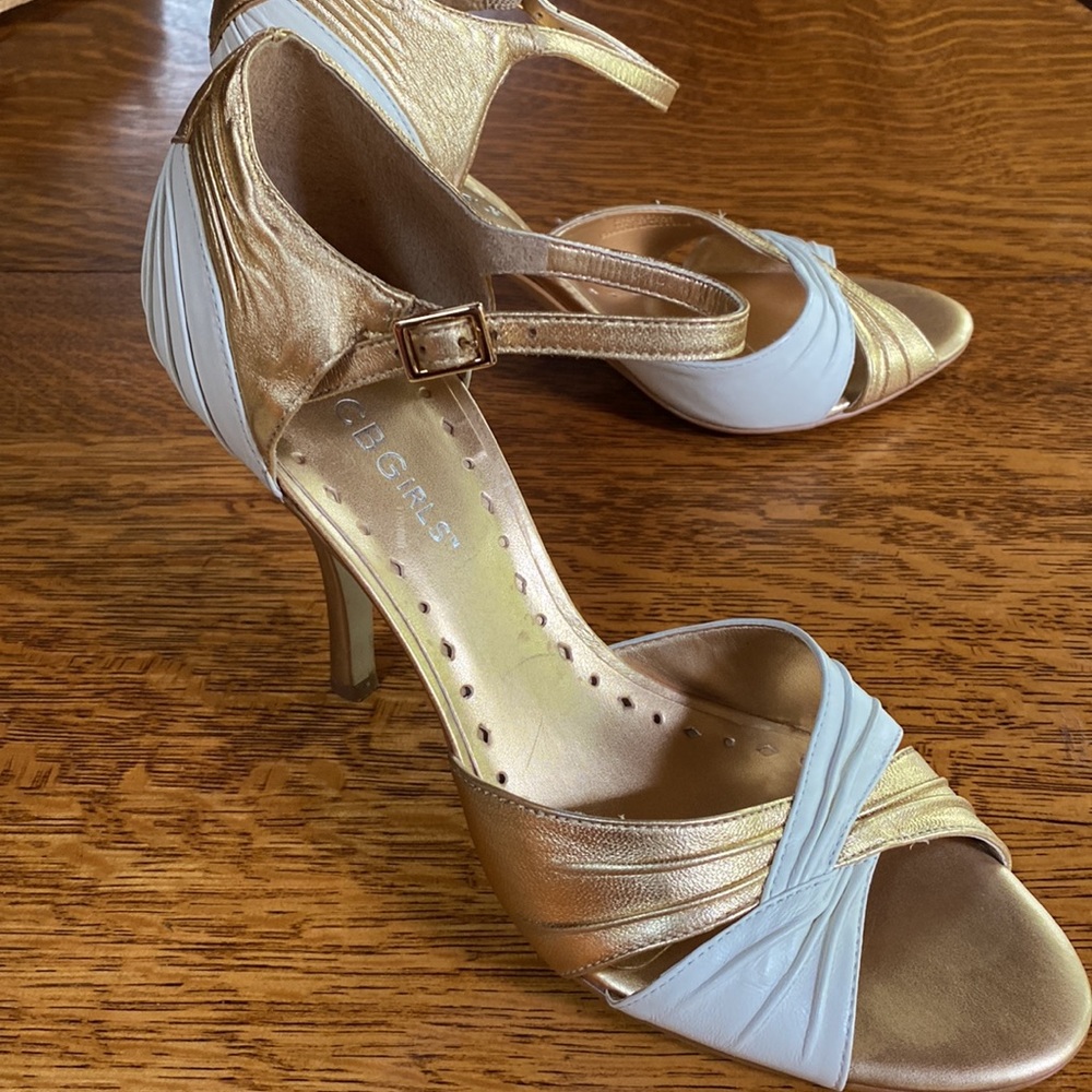 BCBGirls Leather Heels size 8